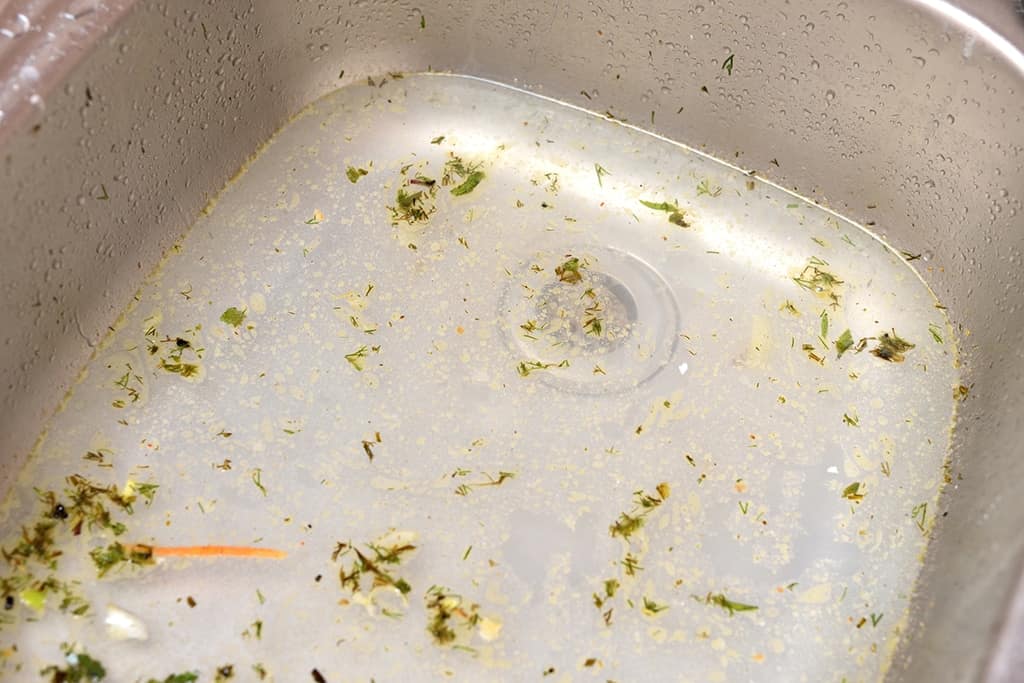 9-Common-Signs-You-Need-Drain-Cleaning-_-Irving,-TX