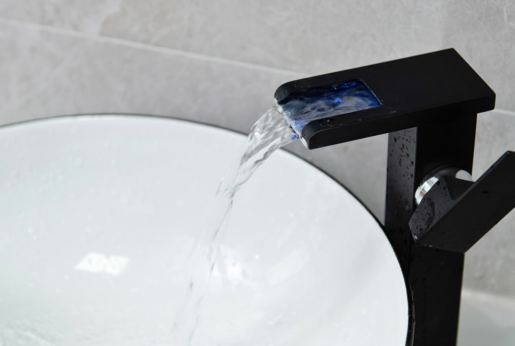 Increase-The-Value-Of-Your-Home-With-Smart-Plumbing-Upgrades-From-An-Emergency-Plumber-_-Carrollton,-TX