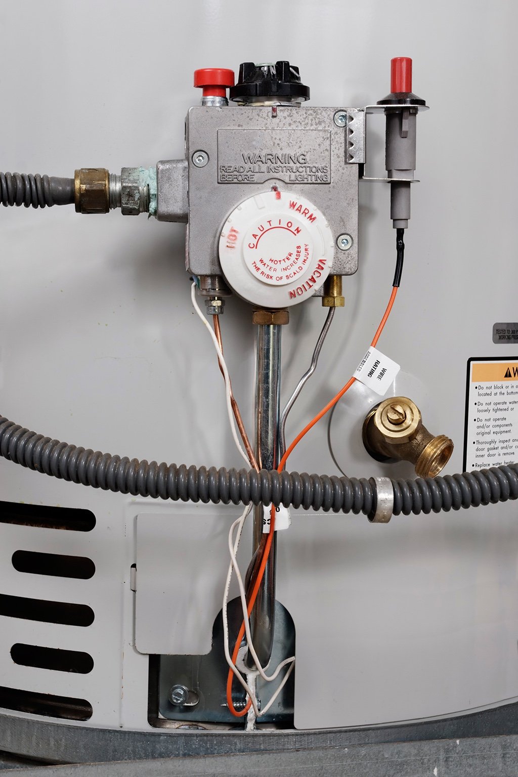 What Your Plumber Wants to Tell You About Choosing a Water Heater | Denton, TX