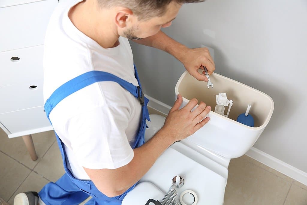 When Should You Call a Plumber? | Denton, TX