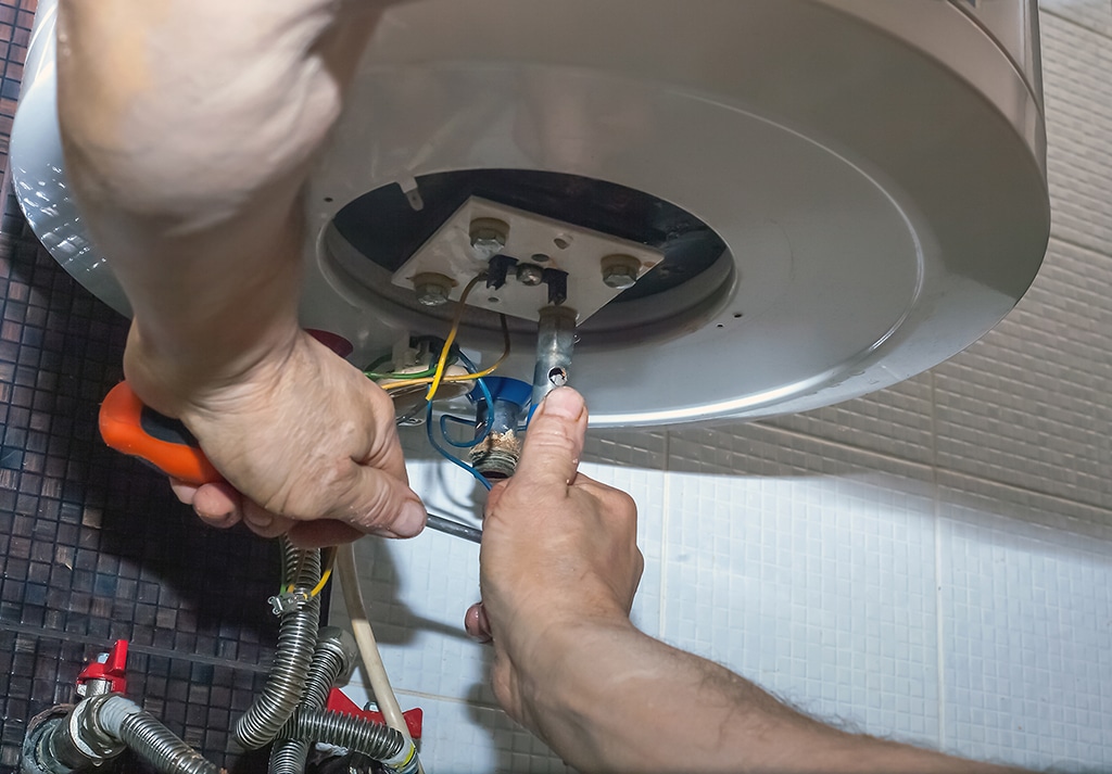 Tankless Water Heater Repair: What to Do About Leakages in Your Water Heater? | Irving, TX