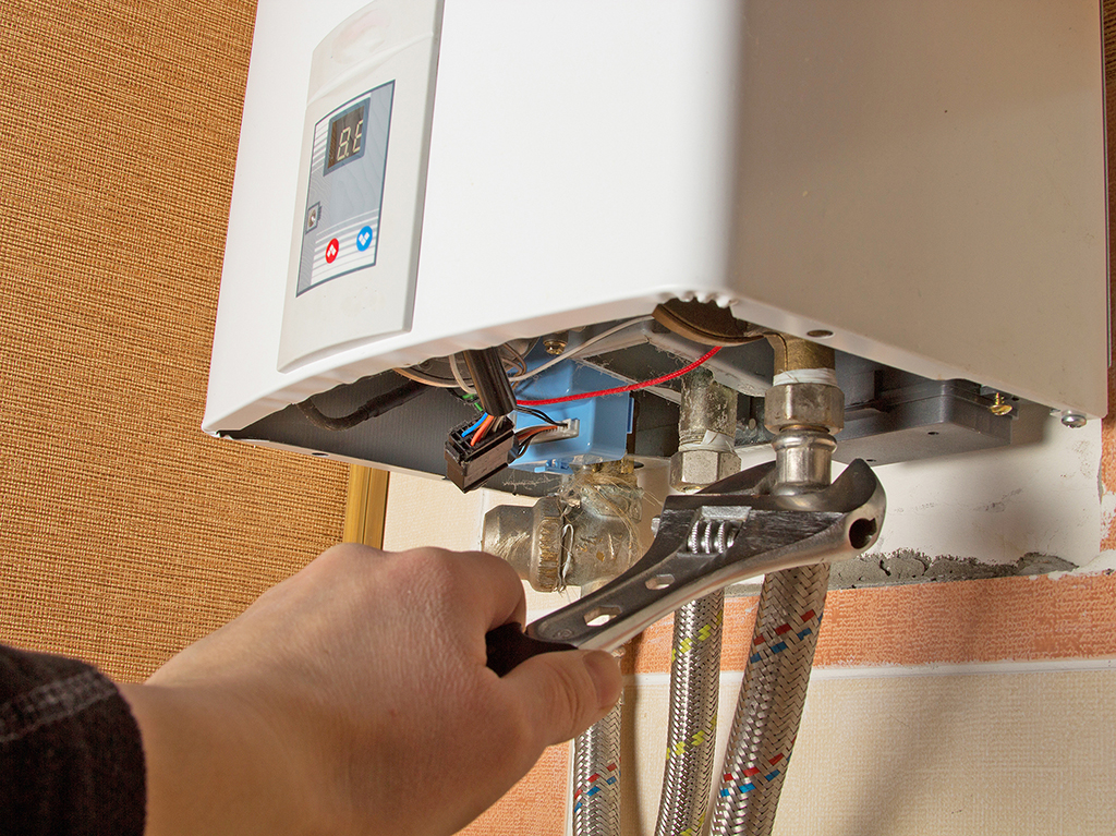 Common Tankless Water Heater Repair Problems That Homeowners Encounter | Richardson, TX