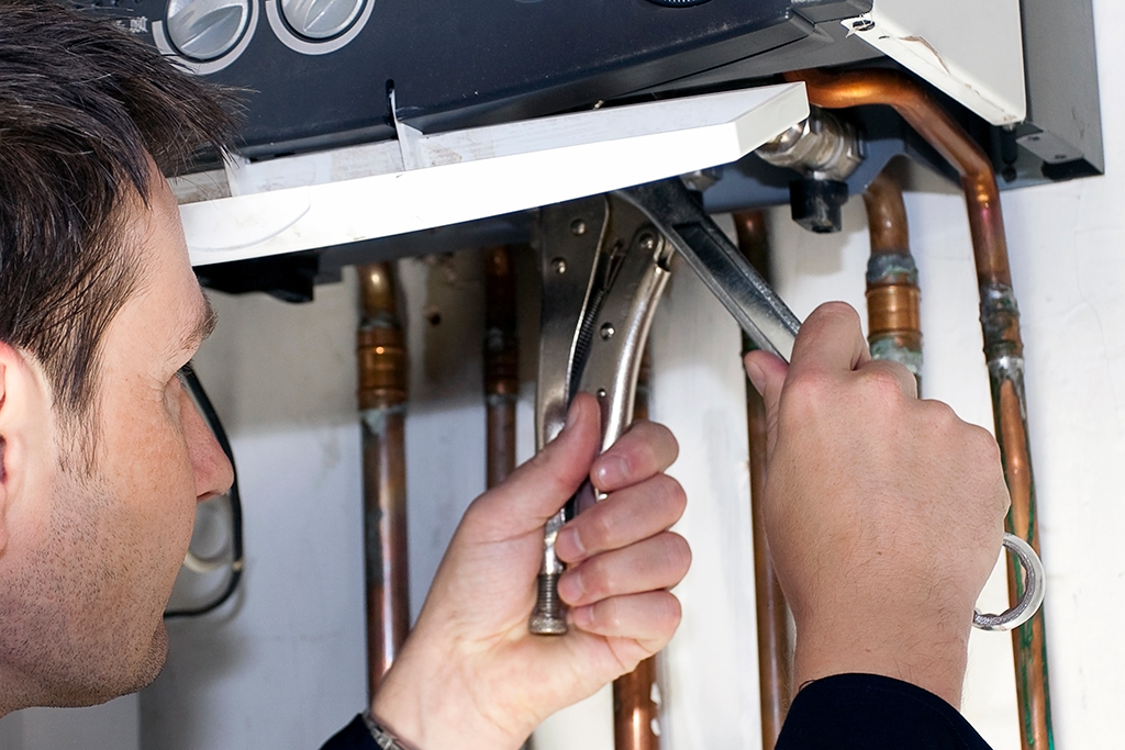 Does An Emergency Plumber Need To Perform Your Tankless Water Heater Repair? | Richardson, TX