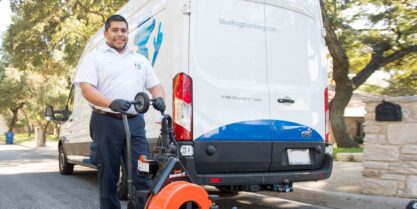 Toilet clog removal in Carrollton, TX from bluefrog Plumbing + Drain of North Dallas, TX.
