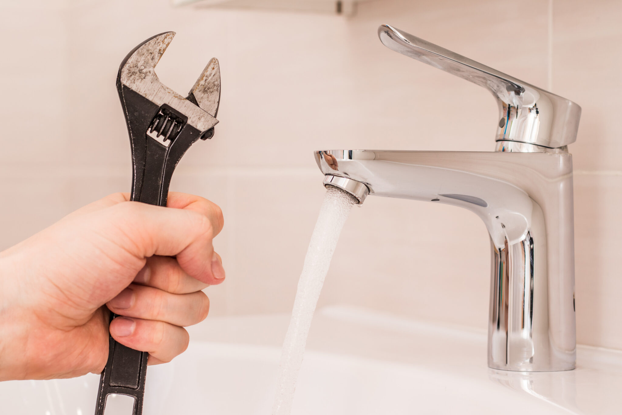WaterSense faucet aerators installation.
